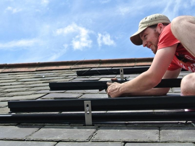 Sistem Pemasangan Suria Bumbung Pendakap Jubin Batu Tulis