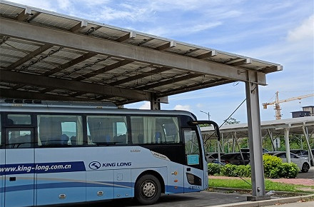 Projek pemasangan struktur keluli Parking Bas Solar
